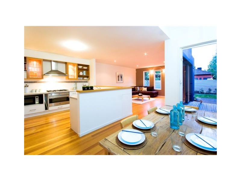 9 A Yarana Road, Alphington VIC 3078