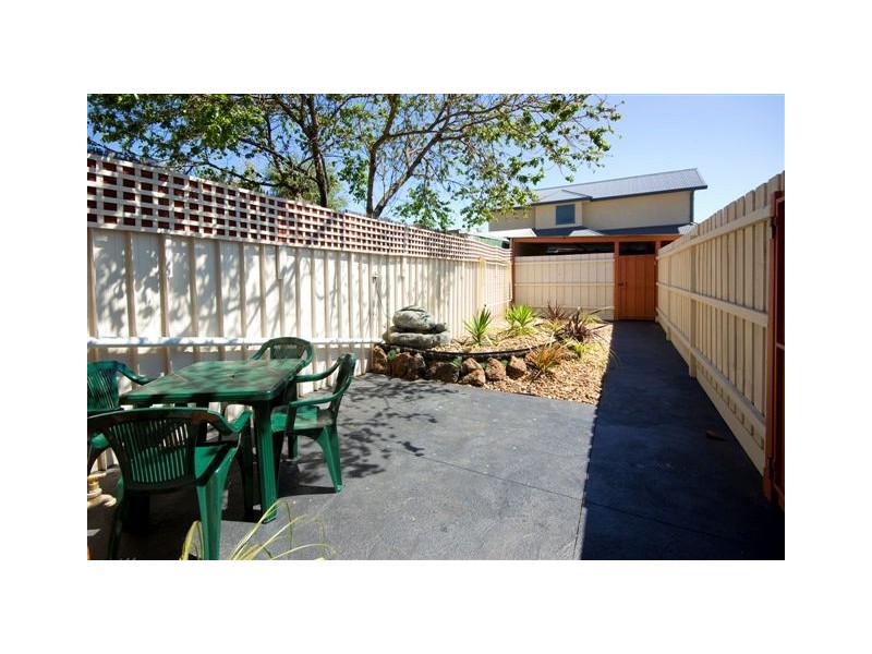 321 A  Victoria Road, Thornbury VIC 3071