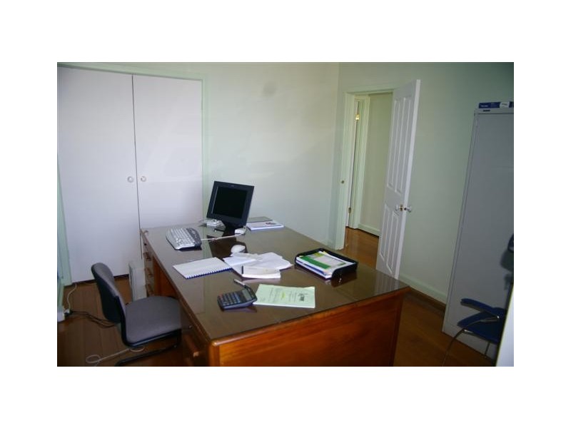 33 Enfield Street, Preston VIC 3072