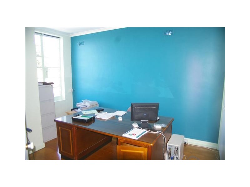 33 Enfield Street, Preston VIC 3072