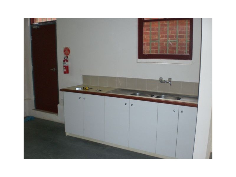 321 Victoria Road, Thornbury VIC 3071