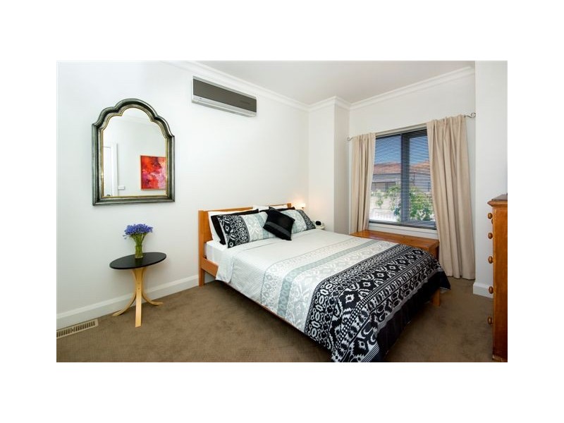 34 Beavers Road, Northcote VIC 3070