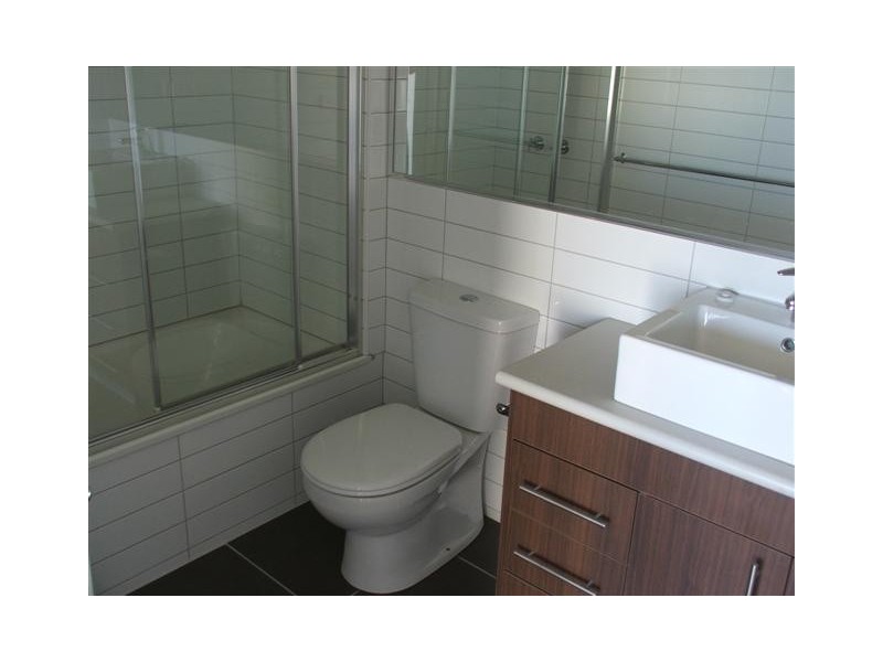 8/99 Helen Street, Northcote VIC 3070