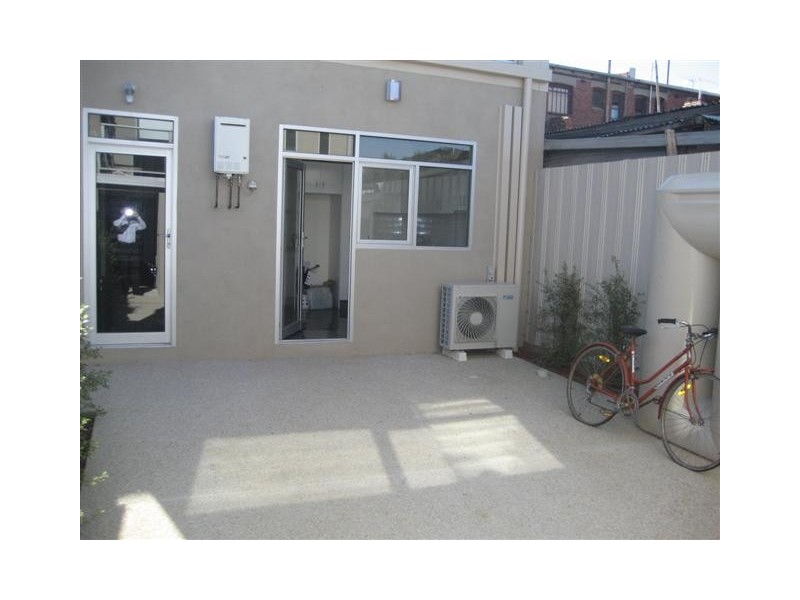 2/597 High Street, Northcote VIC 3070