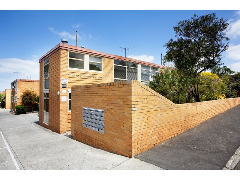 6/210 Clarke Street, Northcote VIC 3070