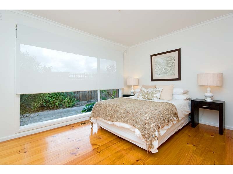 9 Tandara Avenue, Doncaster VIC 3108