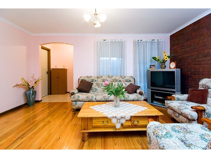 3/60 Purinuan Road, Reservoir VIC 3073