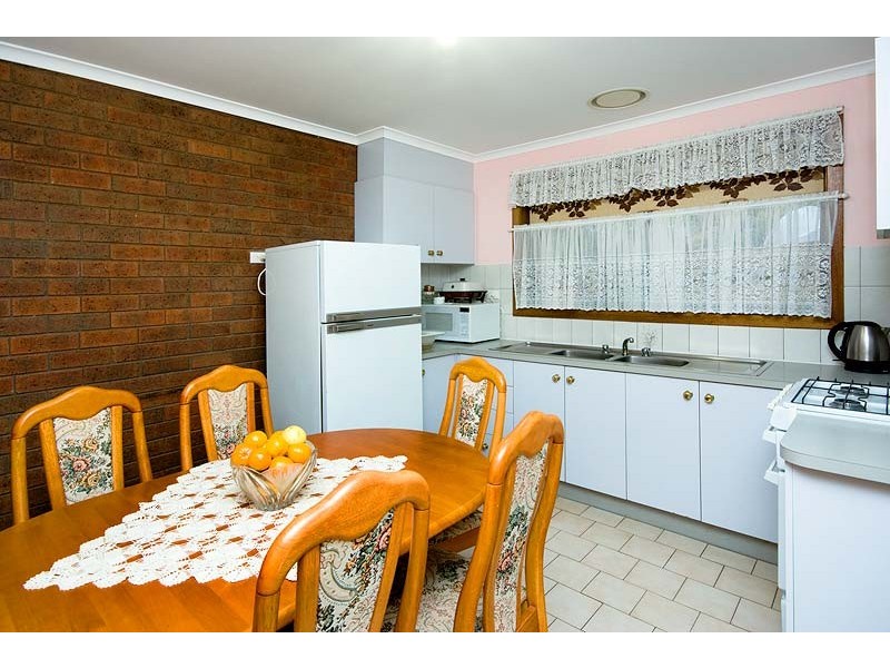 3/60 Purinuan Road, Reservoir VIC 3073