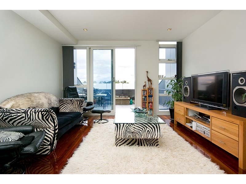 2/6 Industry Lane (off Sentry Road), Coburg VIC 3058