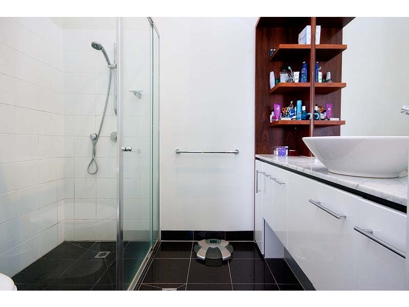 2/6 Industry Lane (off Sentry Road), Coburg VIC 3058