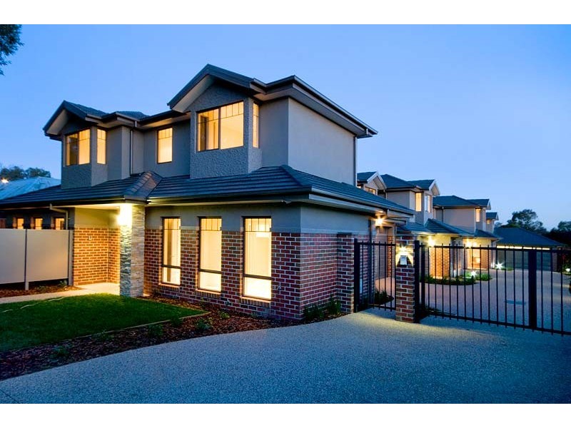 3 and 4/60  Livingstone Street, Ivanhoe VIC 3079