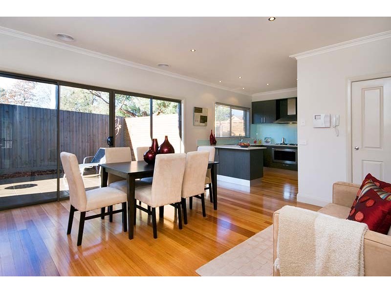 3 and 4/60  Livingstone Street, Ivanhoe VIC 3079