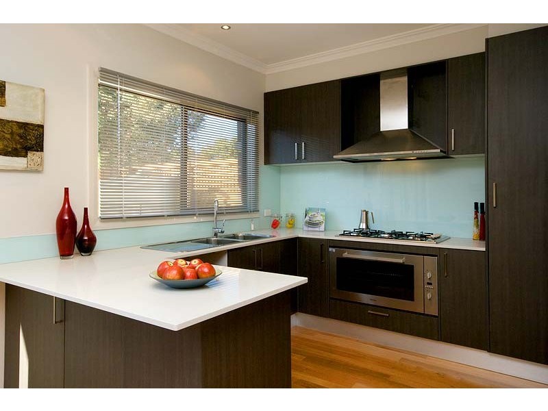 3 and 4/60  Livingstone Street, Ivanhoe VIC 3079