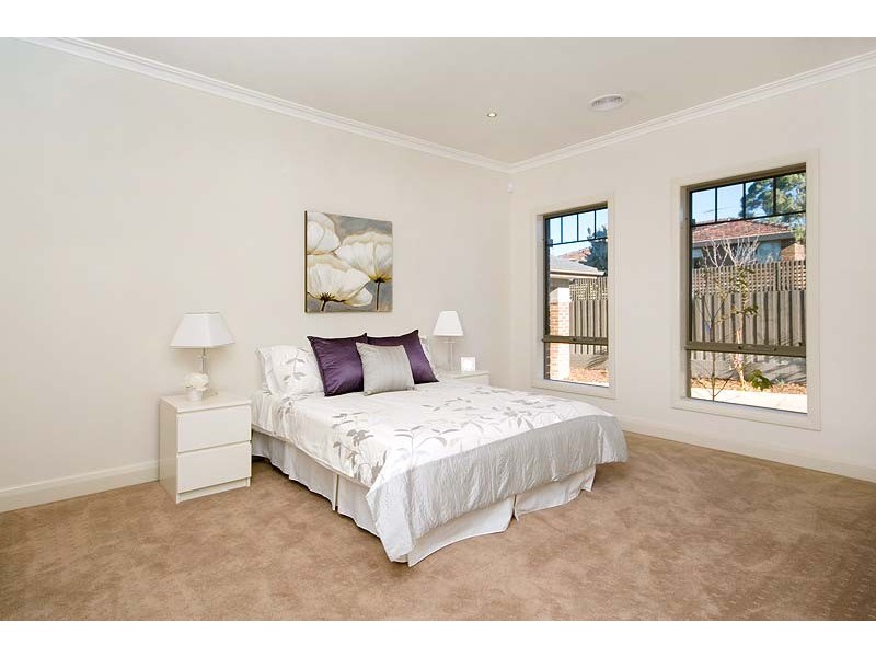 3 and 4/60  Livingstone Street, Ivanhoe VIC 3079