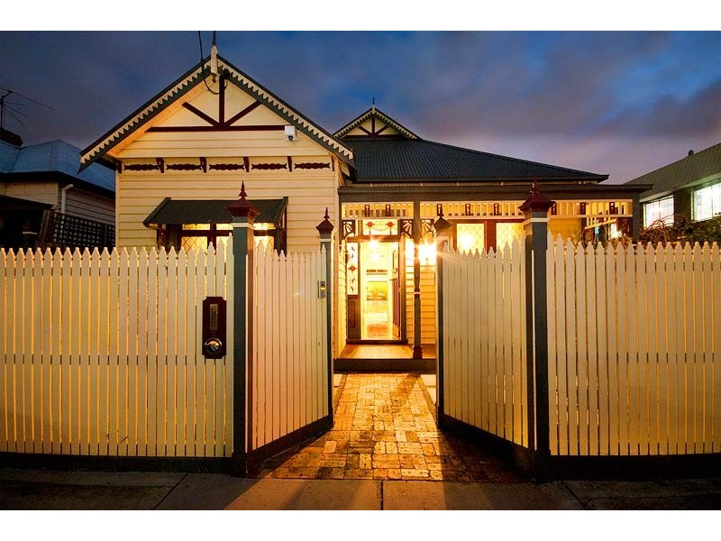 2 Dennis Street, Northcote VIC 3070