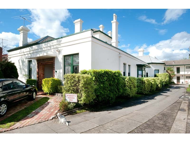 16/6 Francis Grove, Thornbury VIC 3071