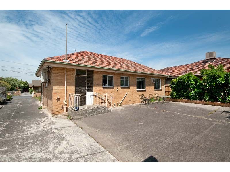 4 Henry Street, Reservoir VIC 3073