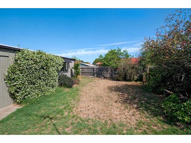 8 Leavesdon Avenue, Kealba VIC 3021