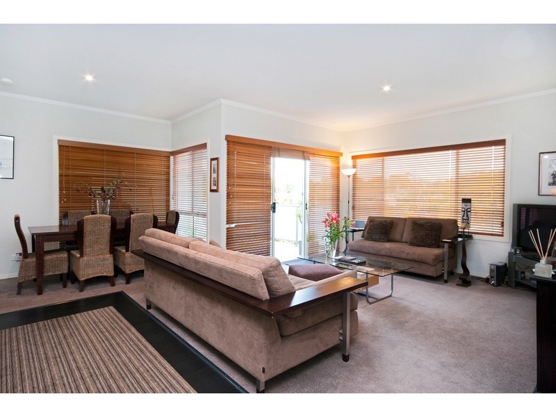 71/2 Newmarket way, Flemington VIC 3031