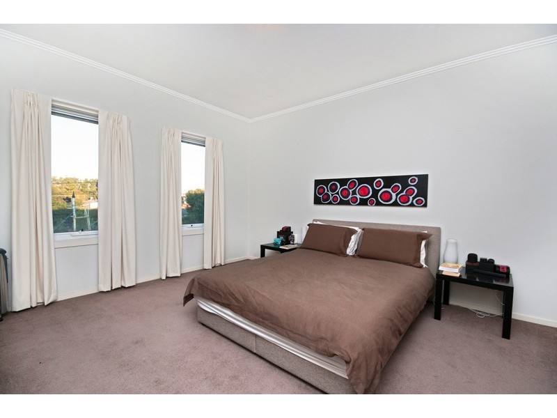 71/2 Newmarket way, Flemington VIC 3031