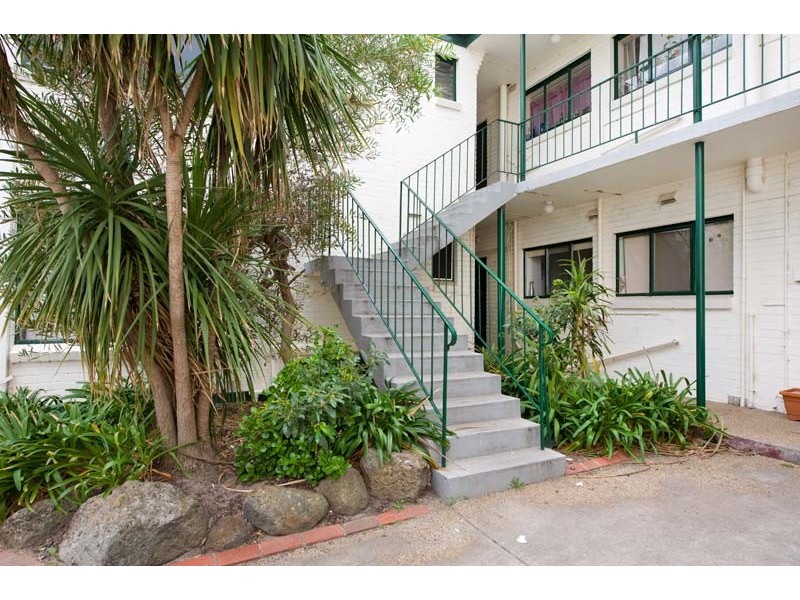 9/6  Francis Grove, Thornbury VIC 3071