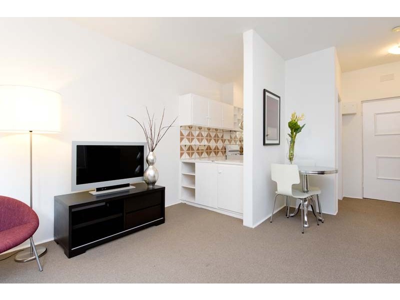 9/6  Francis Grove, Thornbury VIC 3071
