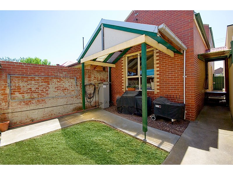 74a Darebin Road, Northcote VIC 3070