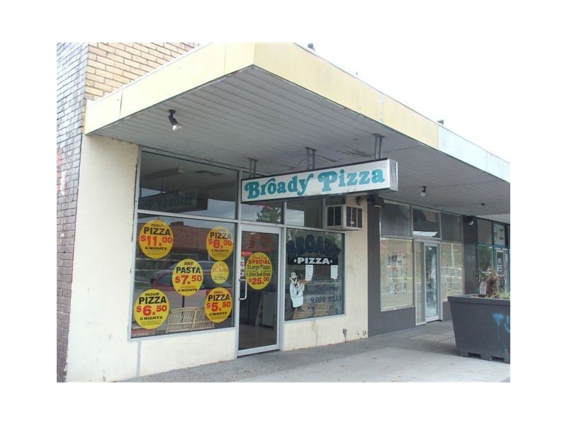 34 Emu Parade, Jacana VIC 3047