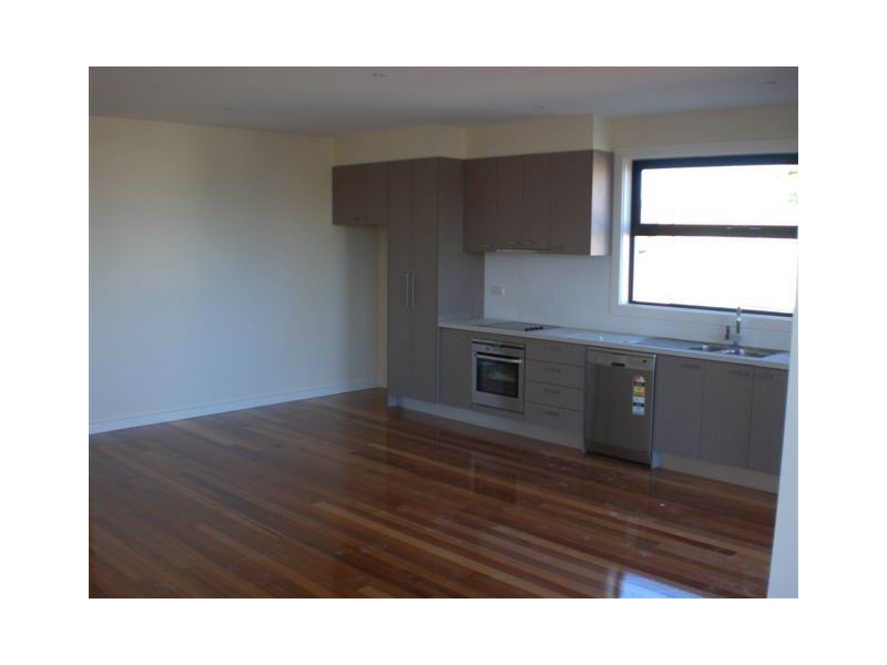 140 Plenty Road, Preston VIC 3072