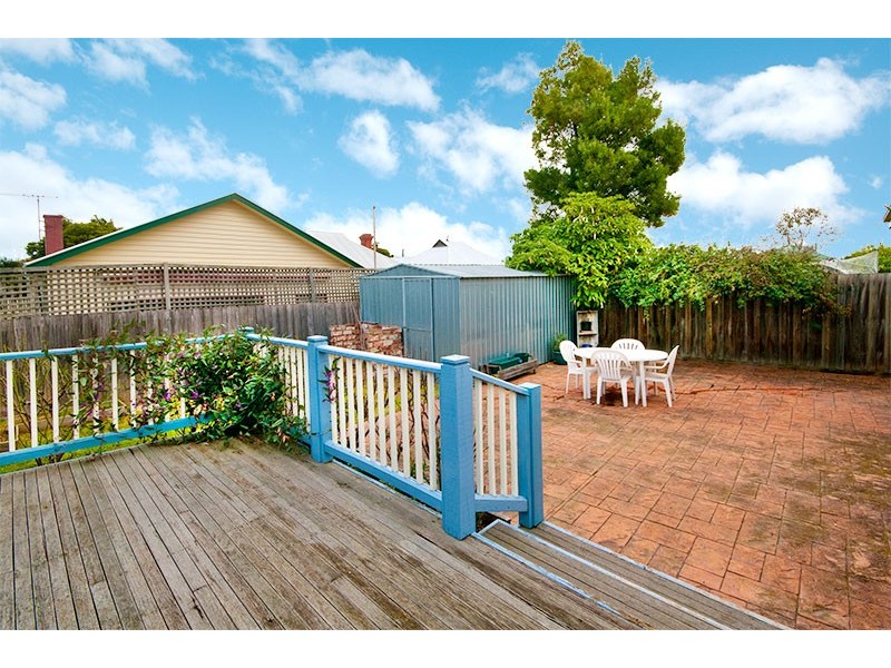 19 Carlisle Street, Preston VIC 3072