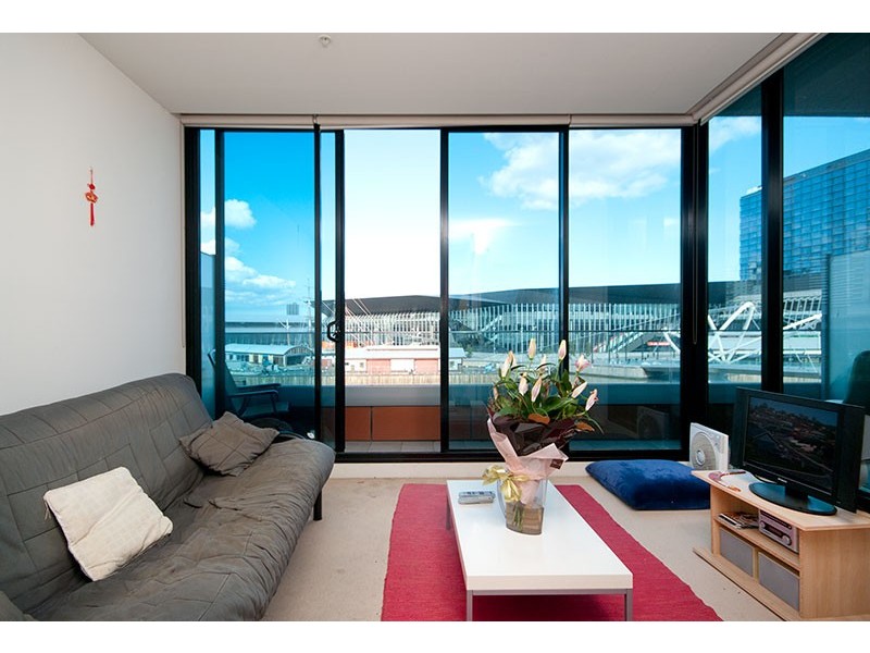 304/60 Siddley Street, Docklands VIC 3008