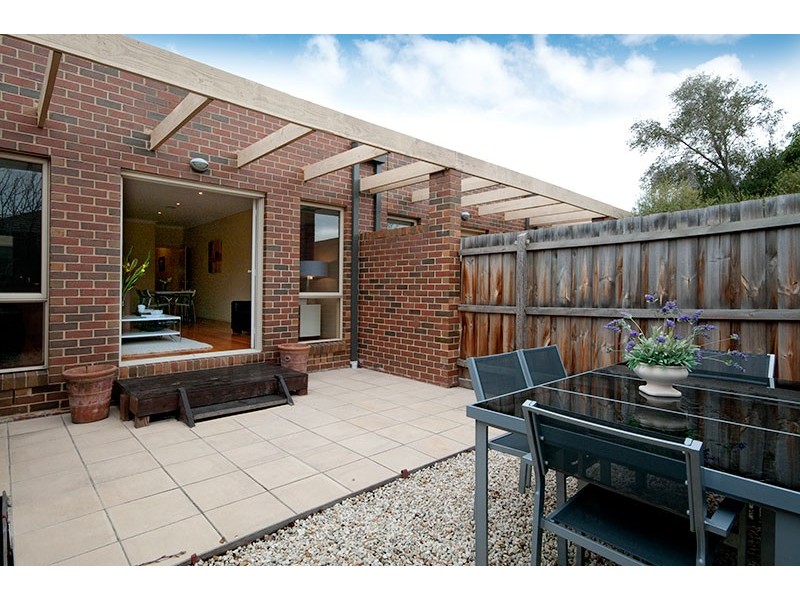 22b Separation Street, Fairfield VIC 3078