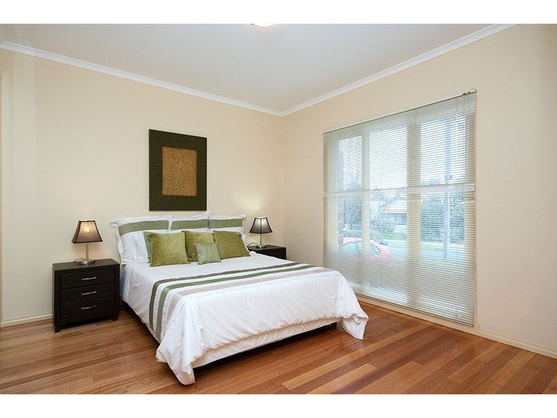 22b Separation Street, Fairfield VIC 3078