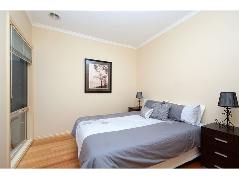 22b Separation Street, Fairfield VIC 3078