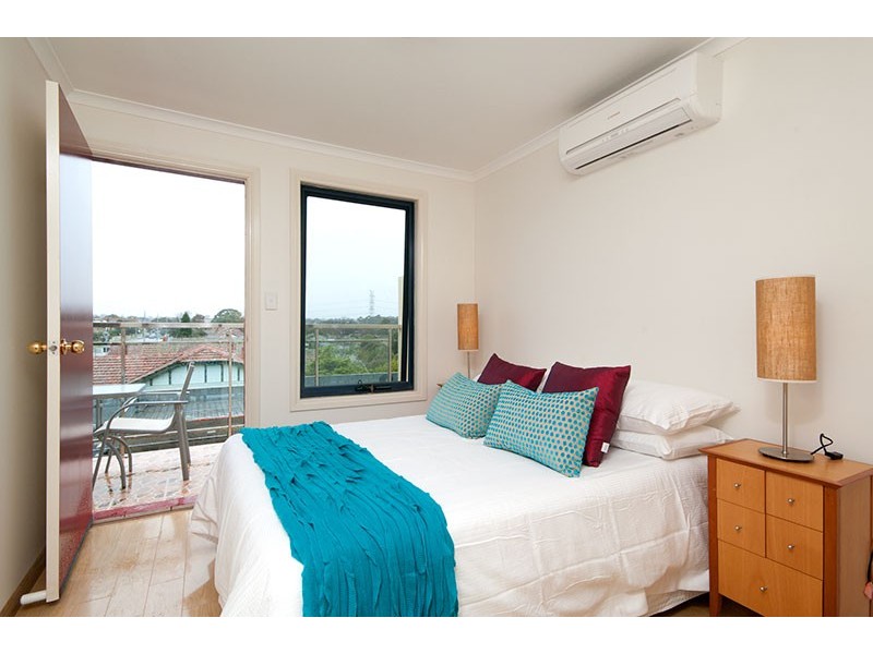2/142 Nicholson Street, Coburg VIC 3058