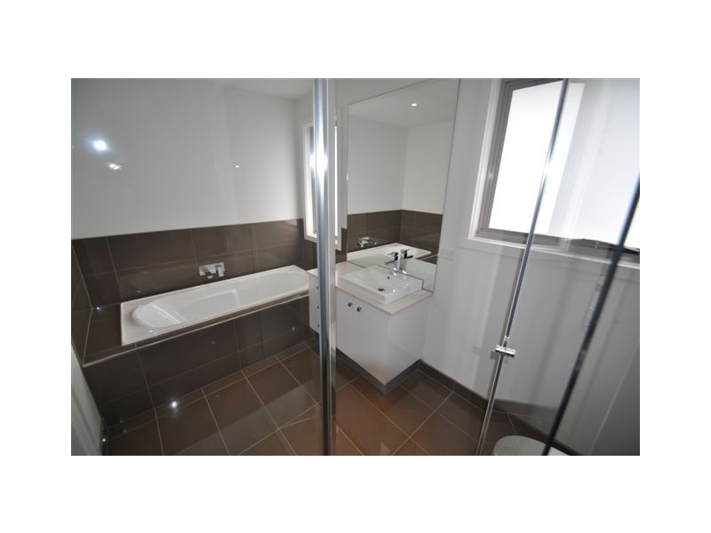 1/43 Hobbs Crescent, Reservoir VIC 3073