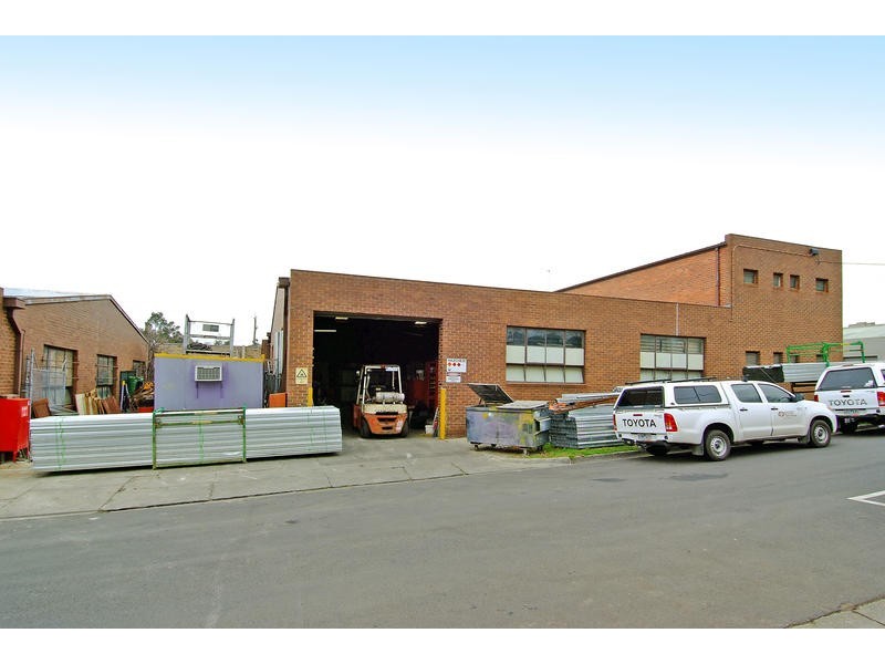 2 Lytton Street, Burwood VIC 3125