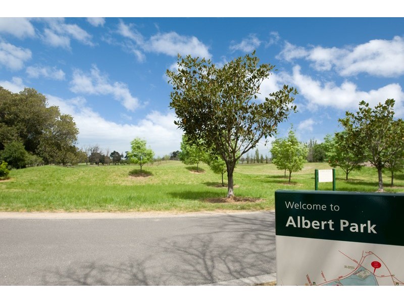 348/1 Queens Road, Melbourne VIC 3004