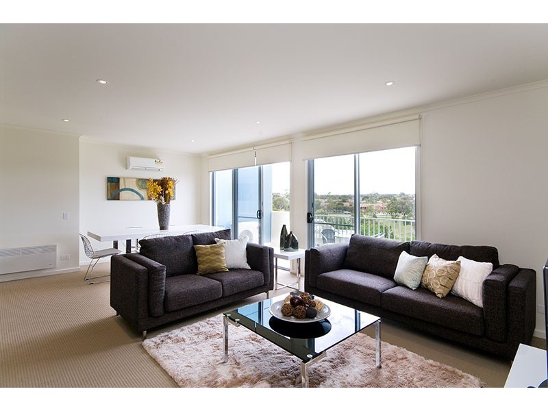 305C, 1 Manna Gum Court, Coburg VIC 3058