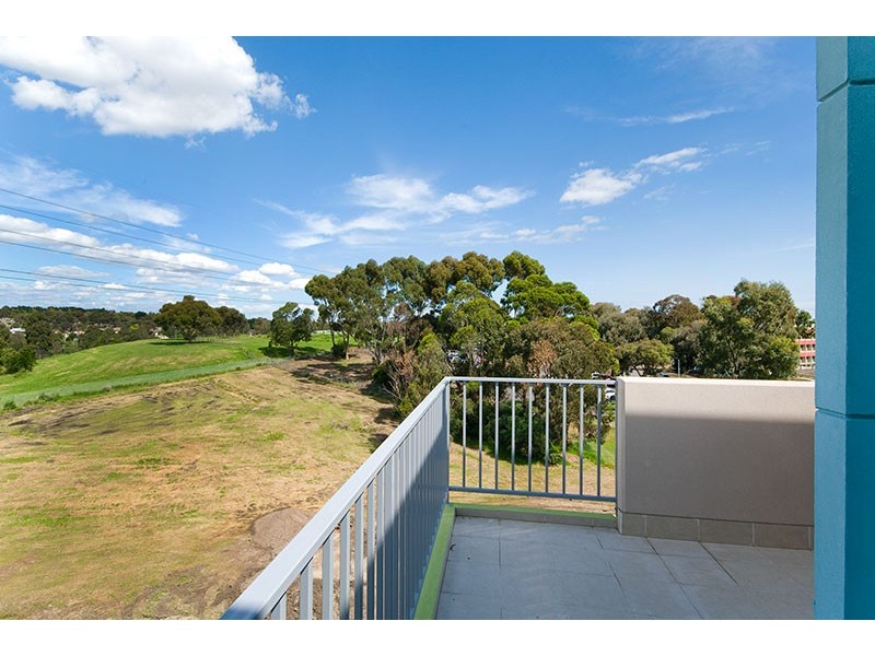 305C, 1 Manna Gum Court, Coburg VIC 3058