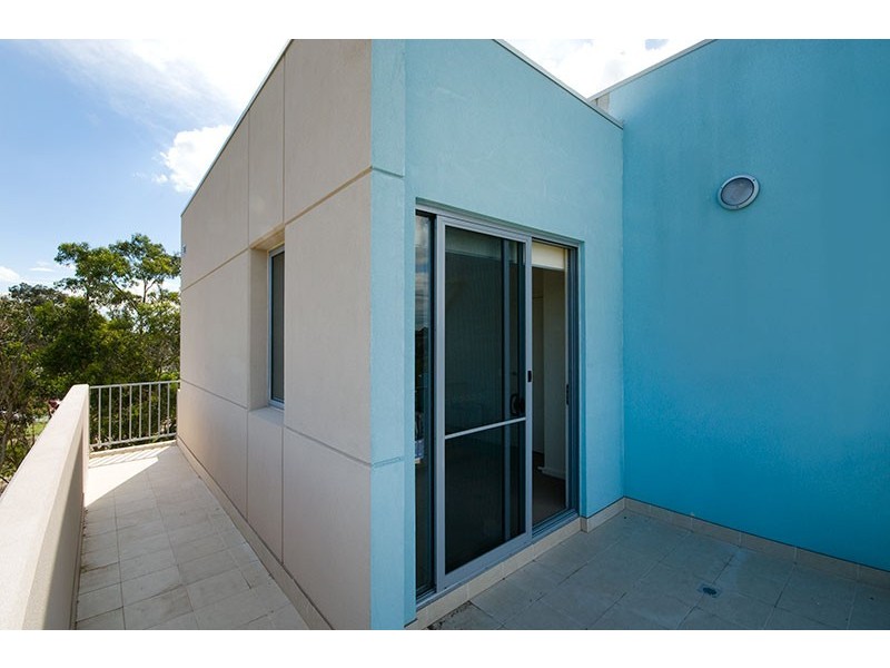 305C, 1 Manna Gum Court, Coburg VIC 3058
