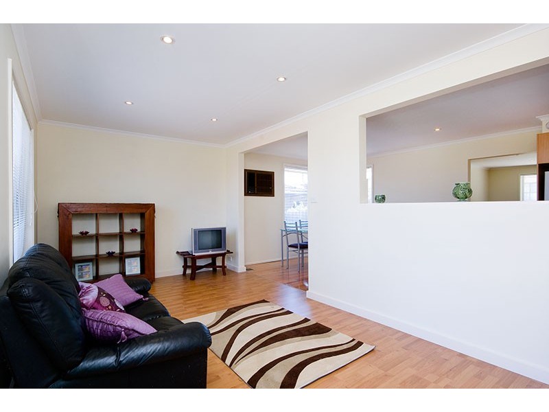 5 Winston Street, Lalor VIC 3075