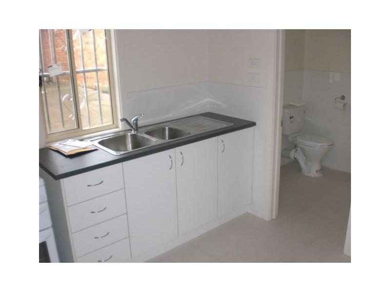 246 Broadway, Reservoir VIC 3073