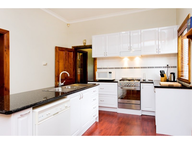 19 Southernhay Street, Reservoir VIC 3073