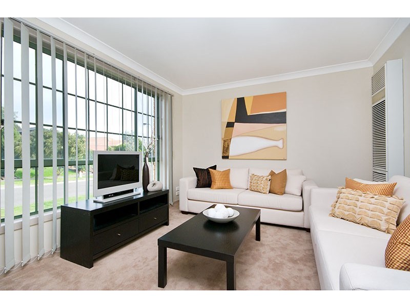 69 Bowman Drive, Mill Park VIC 3082