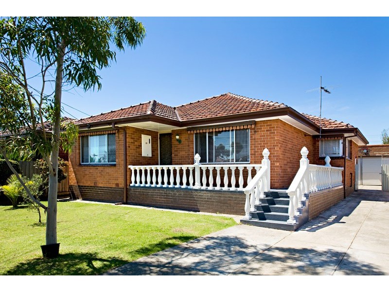 10 Russet Court, Lalor VIC 3075