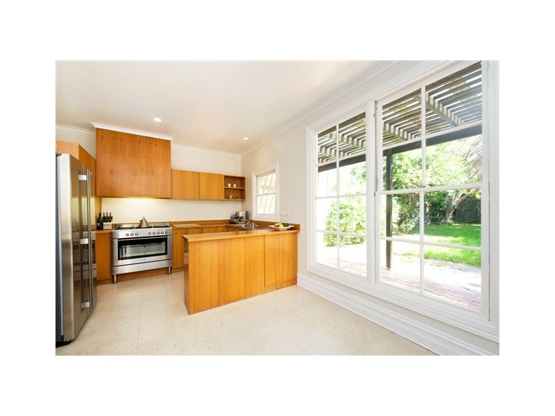 44 Arthur Street, Fairfield VIC 3078