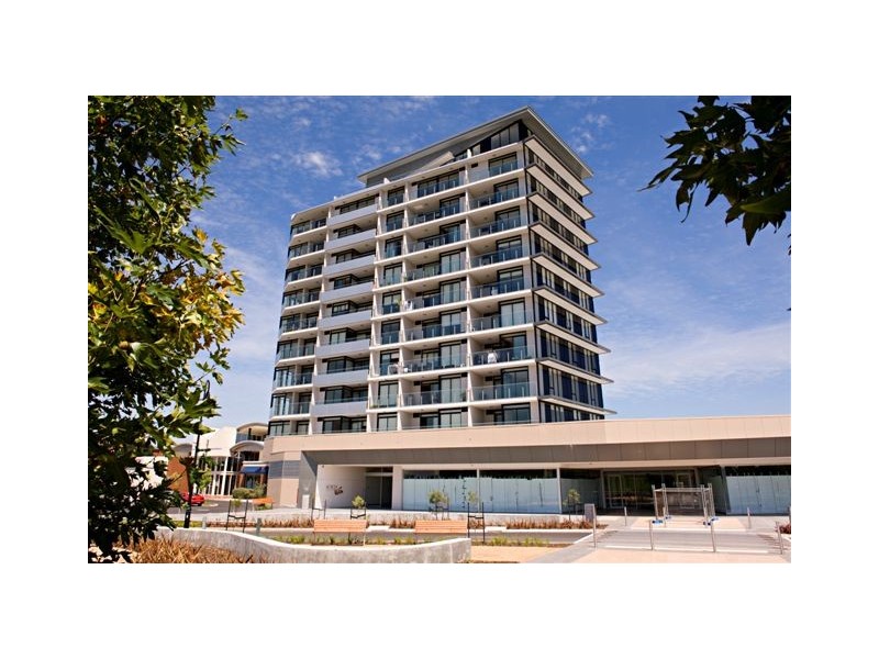 204/8 Breavington Way, Northcote VIC 3070