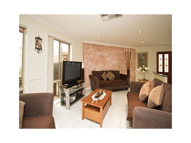 213 Broadhurst Avenue, Reservoir VIC 3073