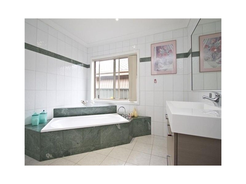 213 Broadhurst Avenue, Reservoir VIC 3073